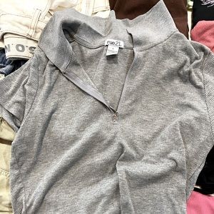 gray rue 22 collared crop top with o-ring half zip